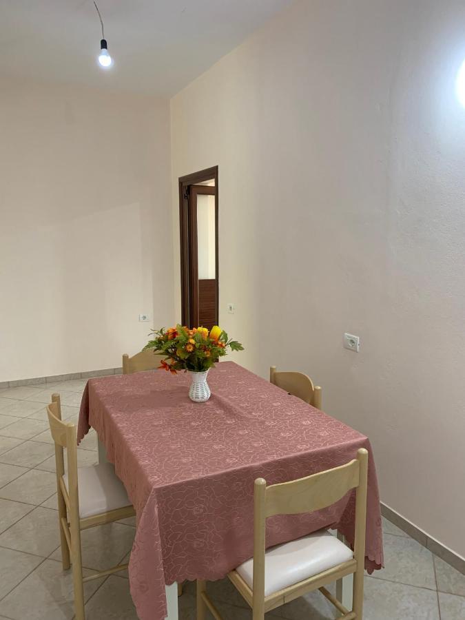 Ylli Cunaj Apartments Sarandë 외부 사진