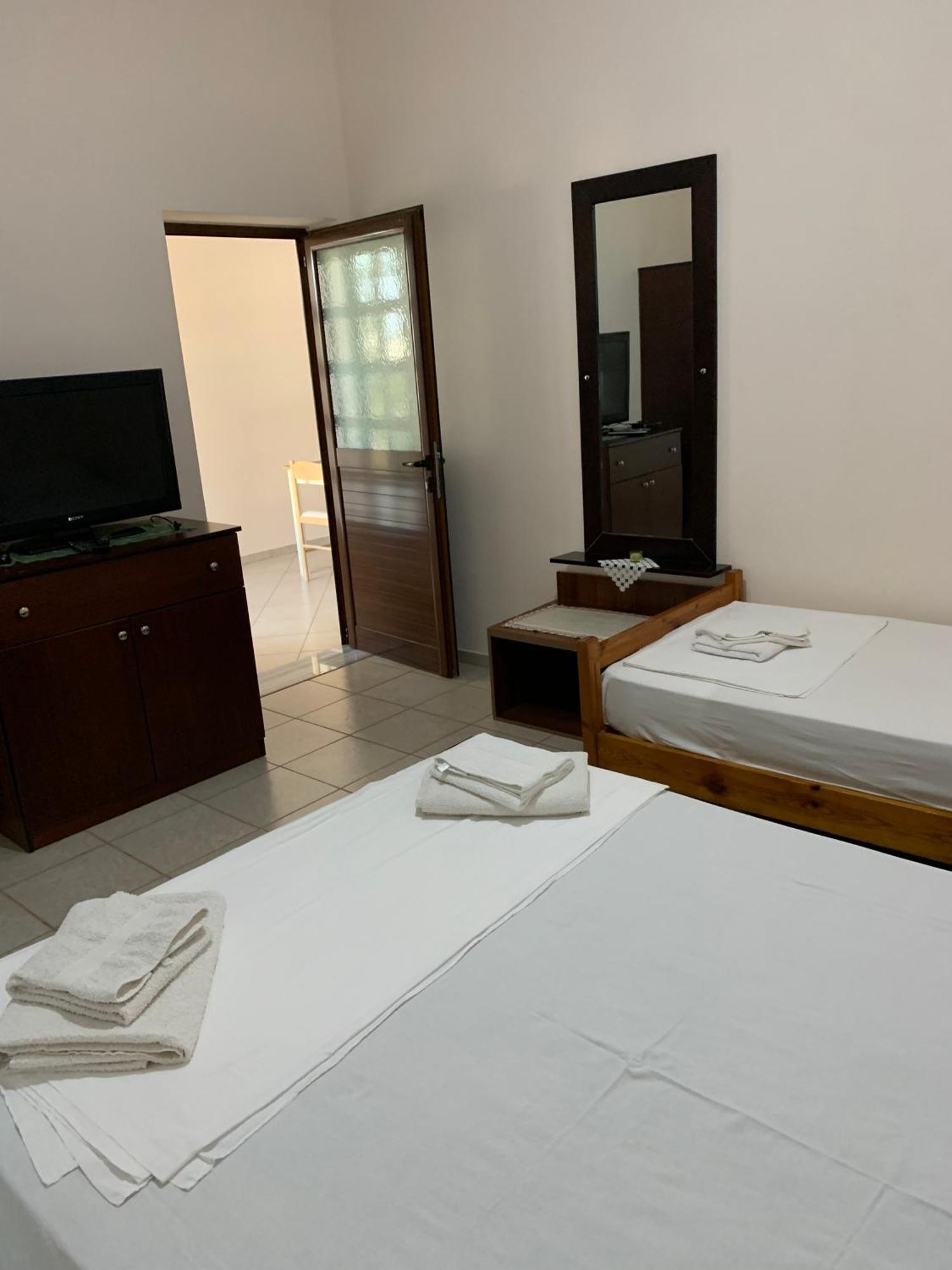 Ylli Cunaj Apartments Sarandë 외부 사진